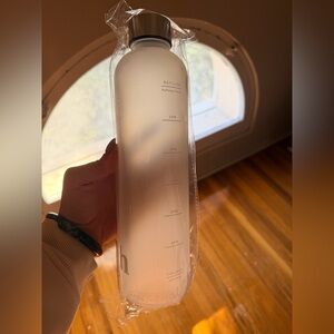 Frosted White Water Bottle. 34oz